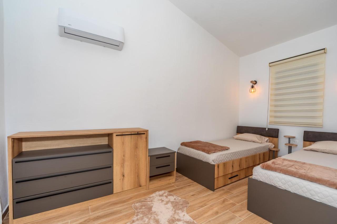 Apartman Sara Bar Kültér fotó