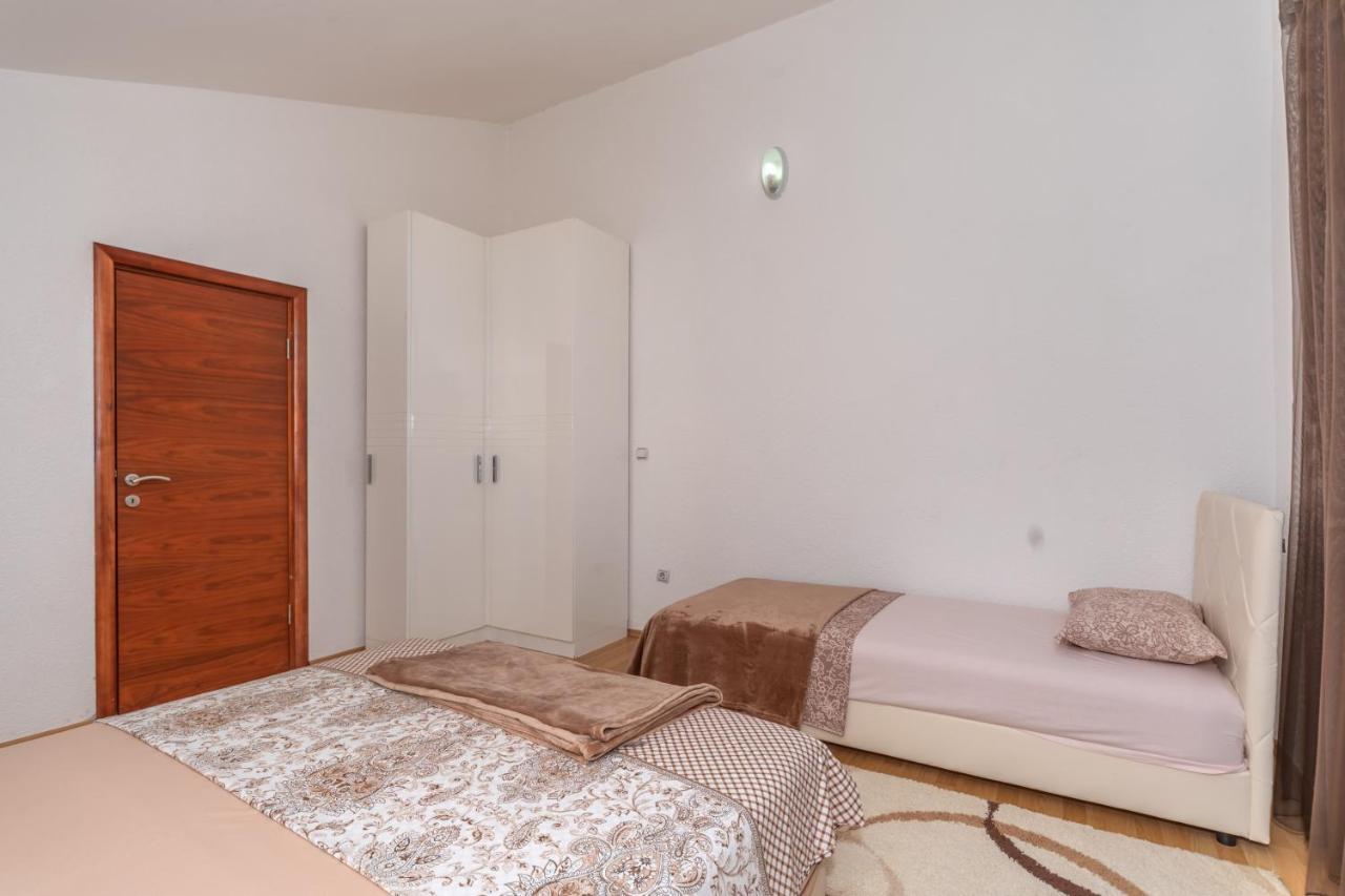 Apartman Sara Bar Kültér fotó