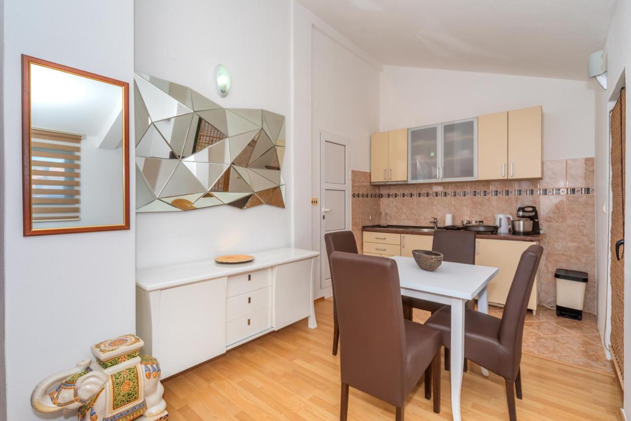 Apartman Sara Bar Kültér fotó