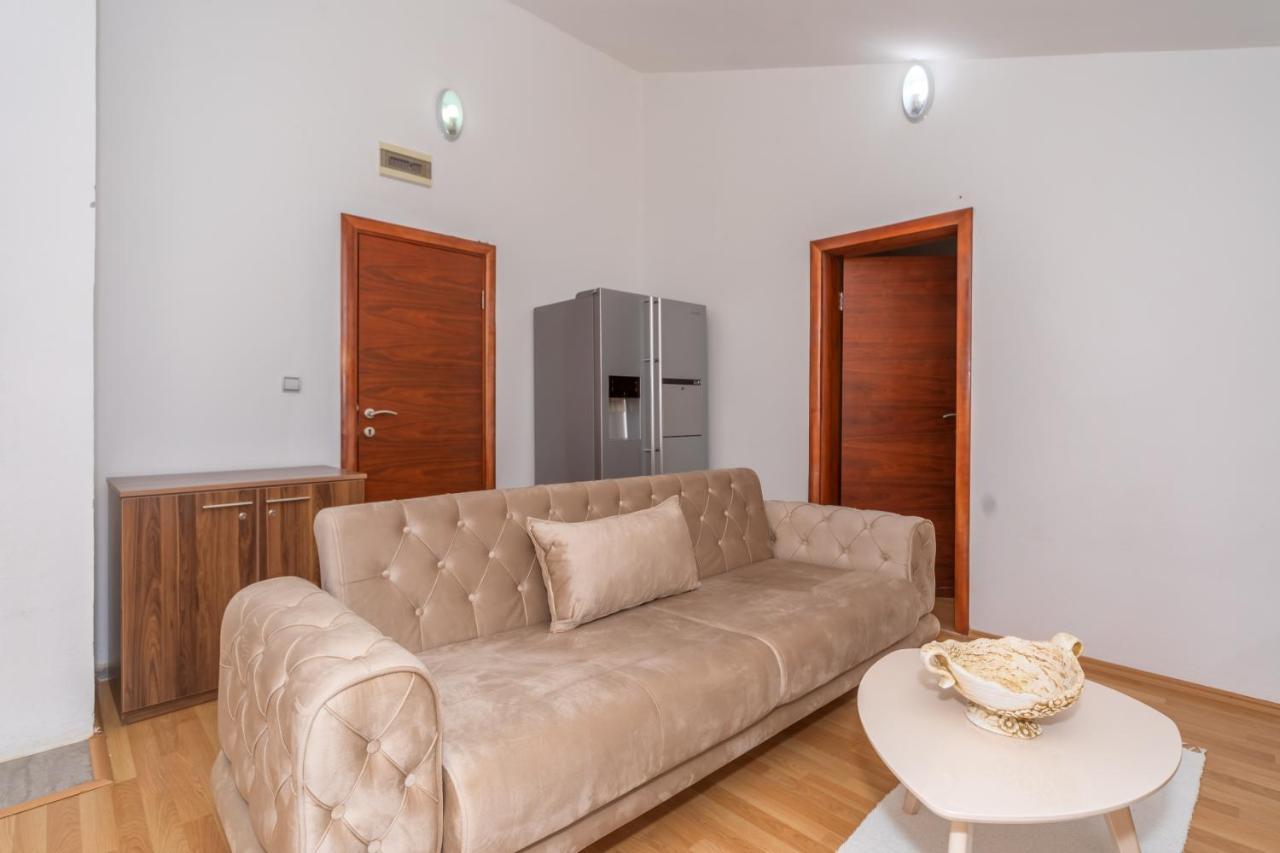 Apartman Sara Bar Kültér fotó